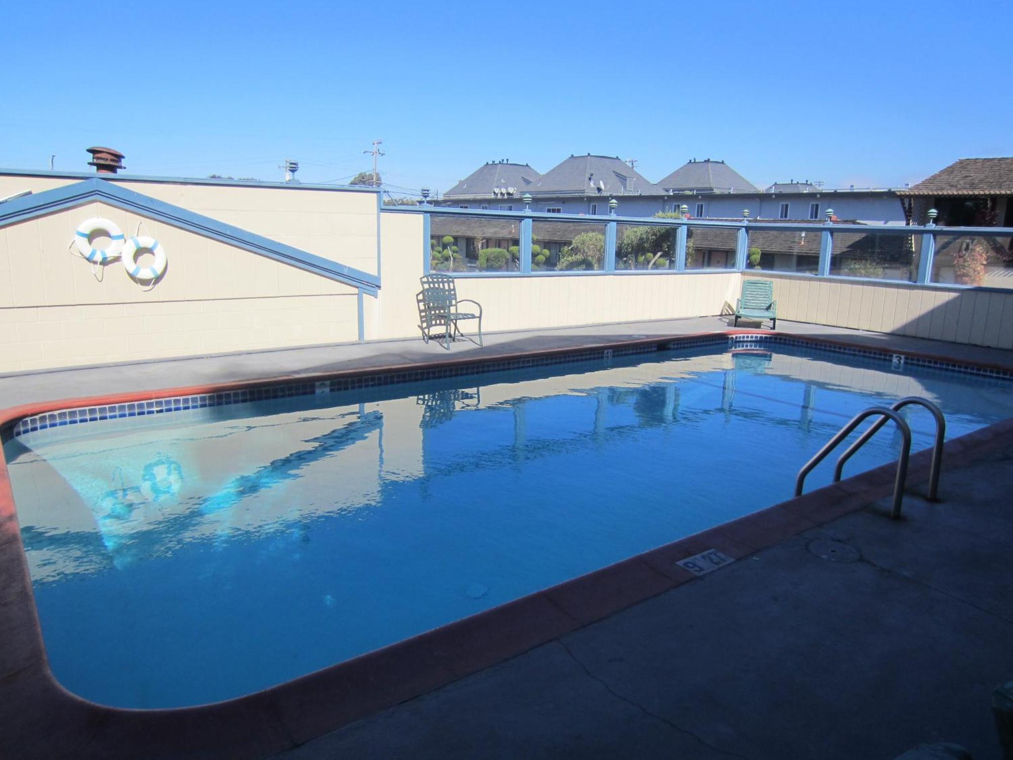 Monterey Fairgrounds Inn Exterior foto